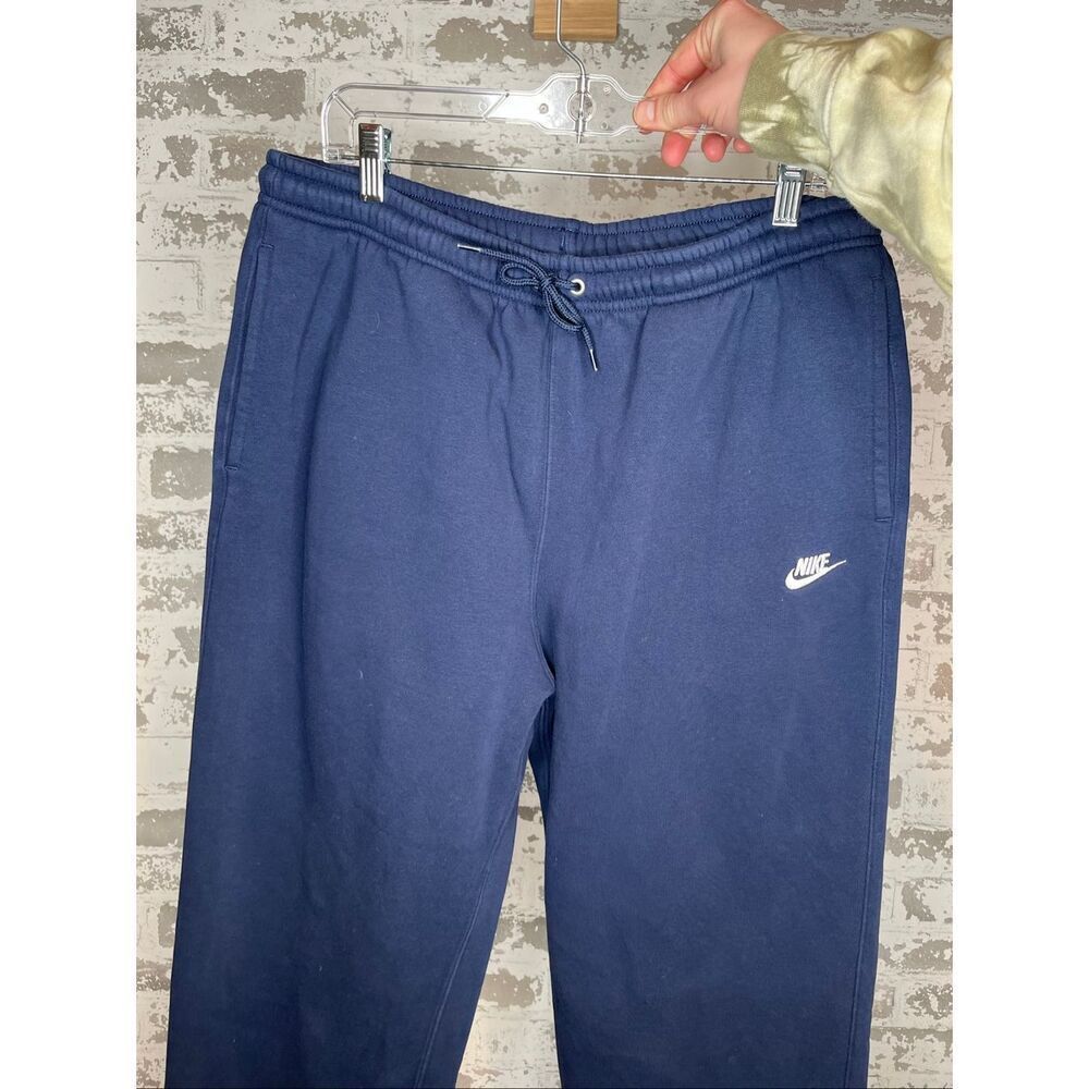 Nike | navy blue jogger sweatpants